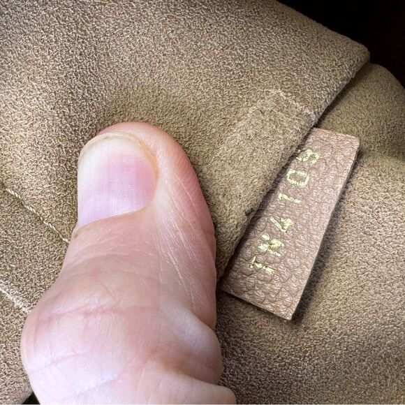 Louis Vuitton Daily Monogram Canvas Large Clutch Pouch - Picture 12 of 13